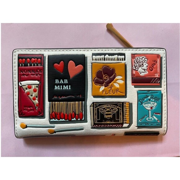 Kate Spade Matchbox Morgan Wallet Matchbook Dog Martini Pizza Matchbox Bifold - Picture 3 of 3